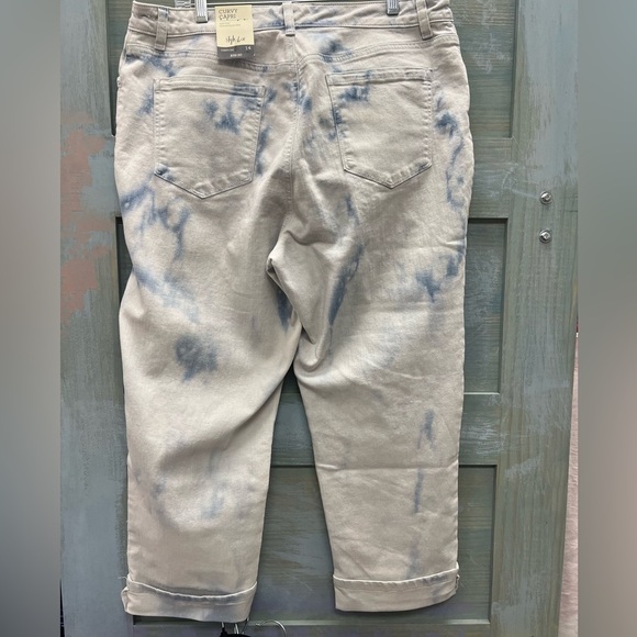 Style & Co capri jeans - Picture 2 of 3